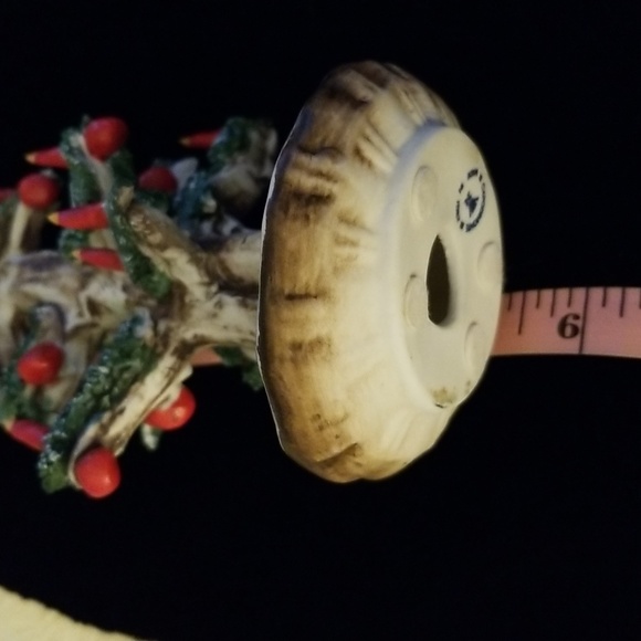 Italian Capodimonte Rusric Christmas Tree - Picture 5 of 6